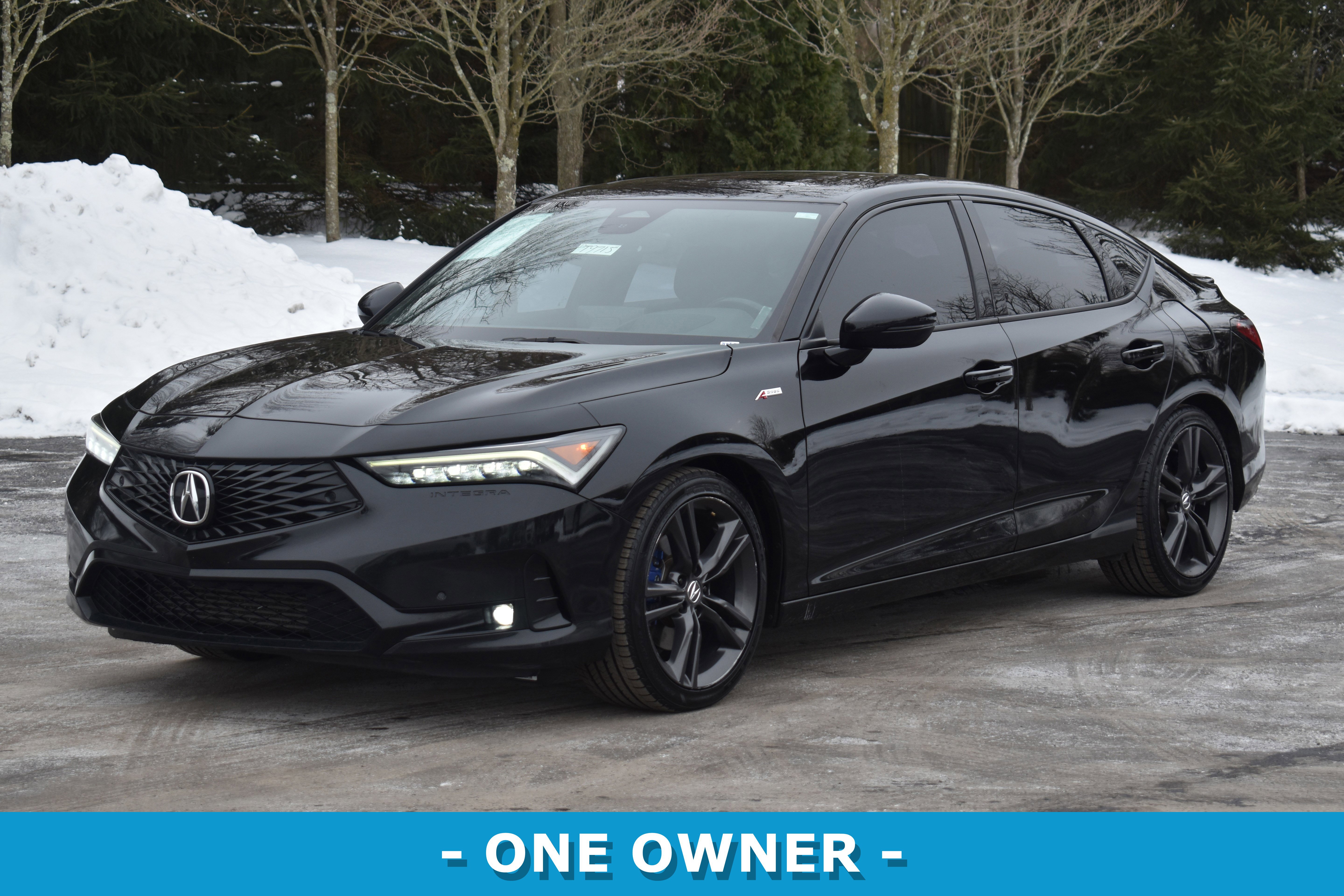 Used 2023 Acura Integra A-Spec image 3