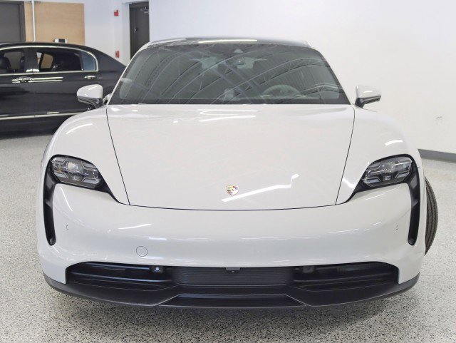 Used 2024 Porsche Taycan 4S image 8