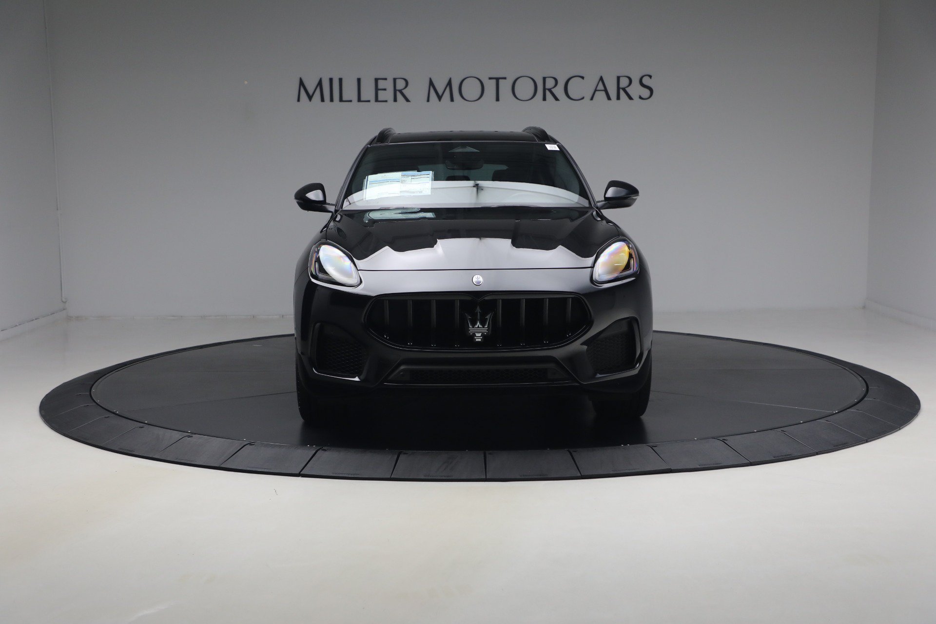 Certified 2023 Maserati Grecale Modena AWD/4WD image 12
