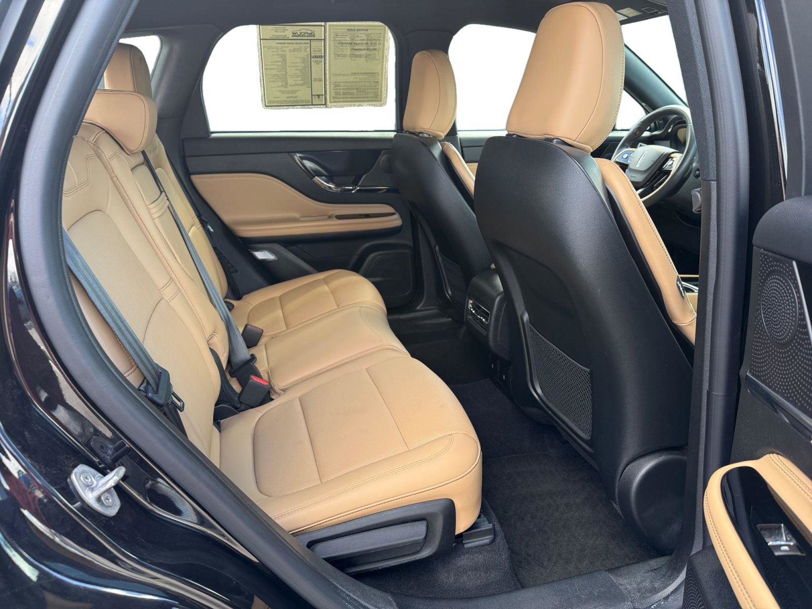 Used 2023 Lincoln Corsair Reserve image 24