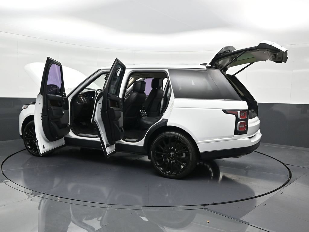 Used 2020 Land Rover Range Rover HSE image 36