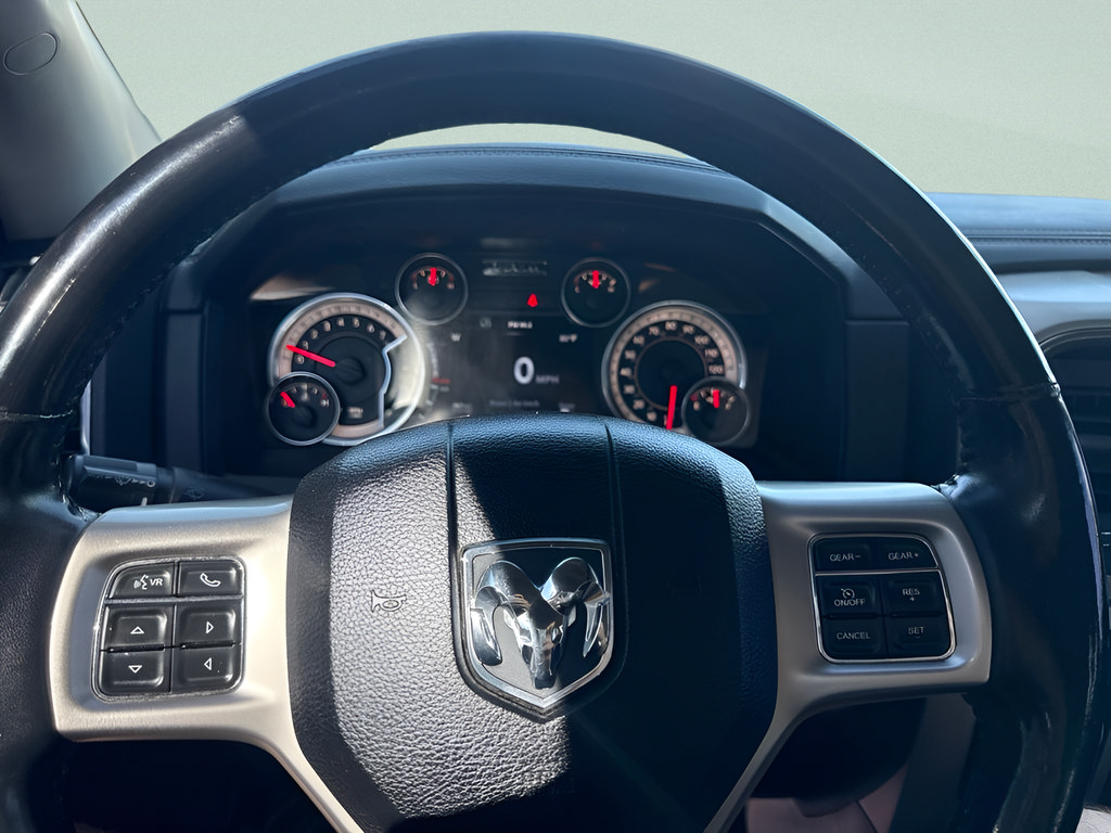 Used 2014 RAM 1500 Laramie w/ Convenience Group AWD/4WD image 17
