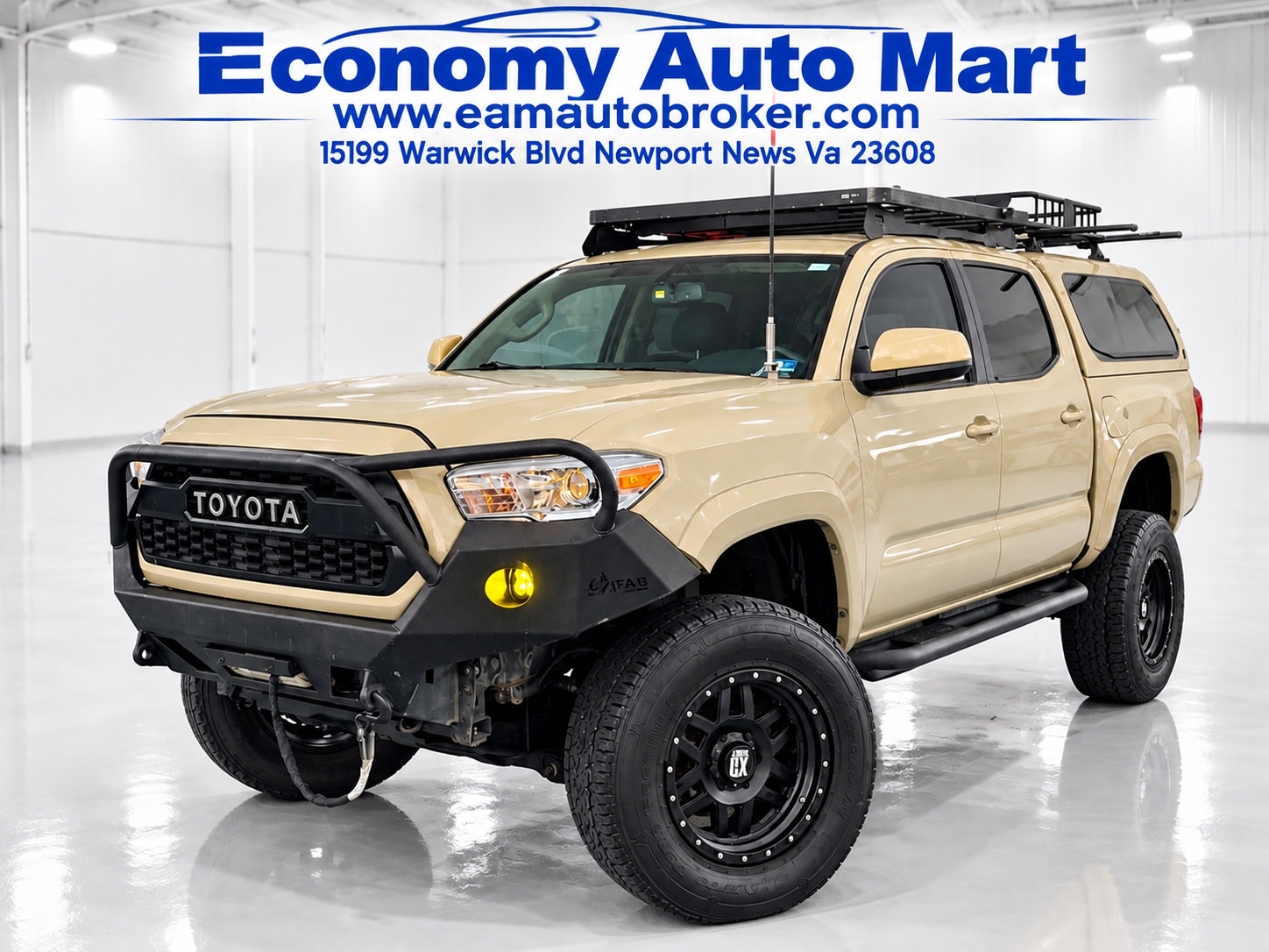 Used 2017 Toyota Tacoma SR5 w/ Tow Package AWD/4WD image 1