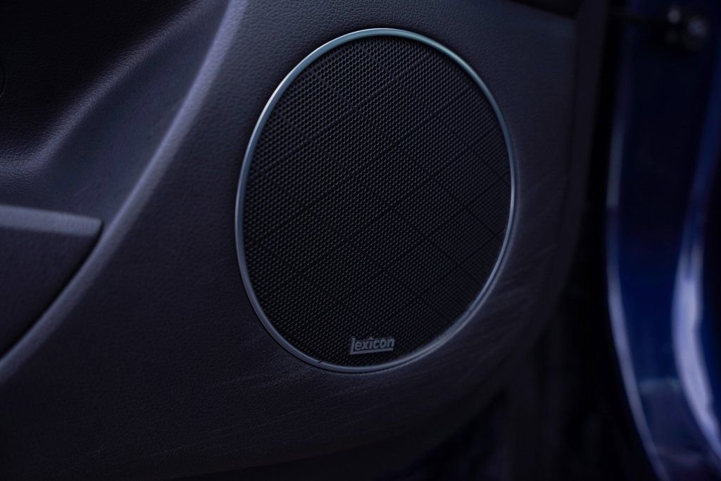 Used 2022 Genesis GV80 3.5T Advanced + w/ Cargo Package image 14