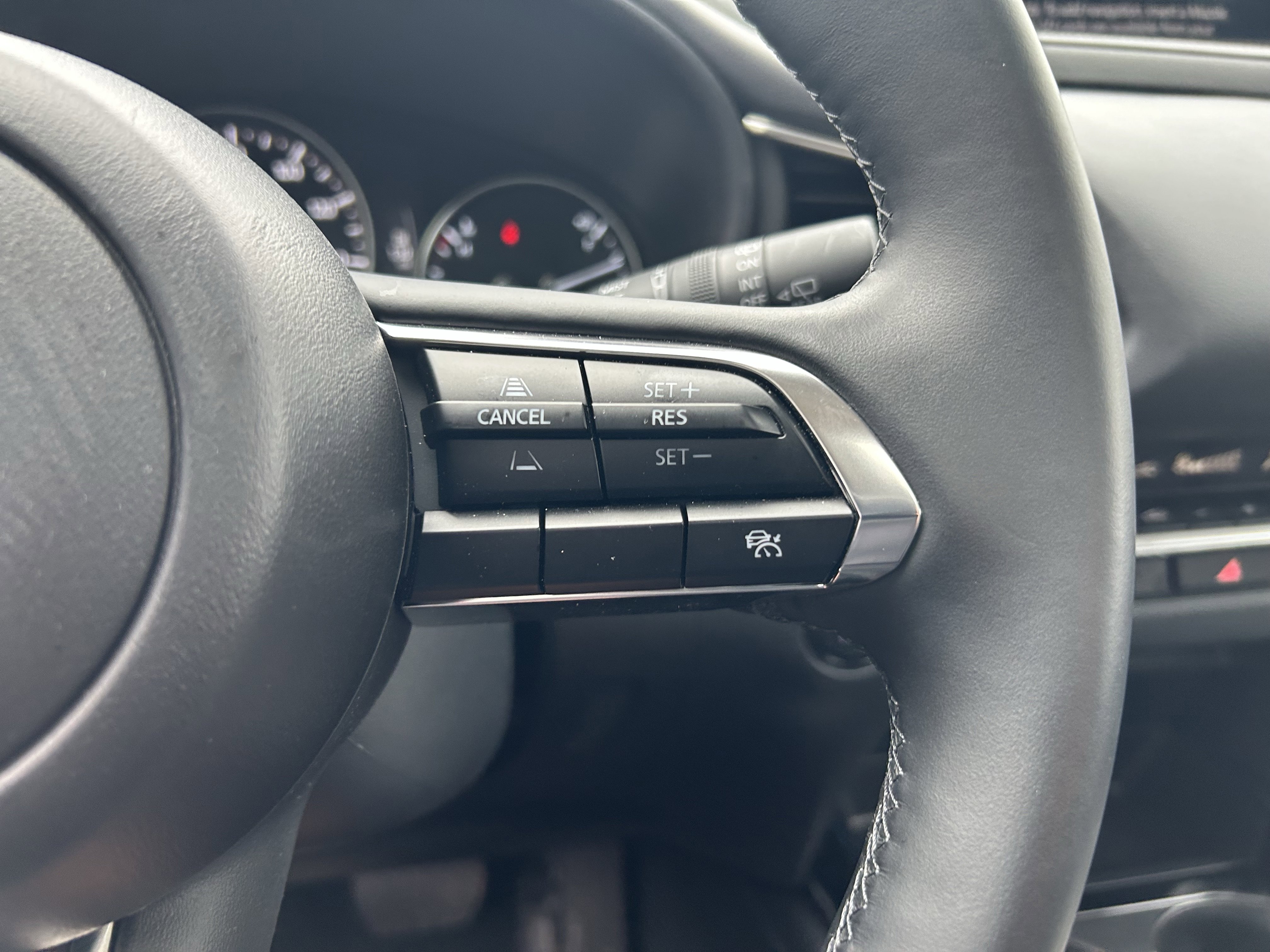 Certified 2025 MAZDA CX-30 AWD 2.5 S w/ Preferred Package image 18