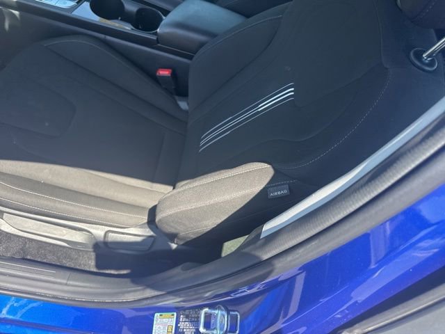 Used 2025 Hyundai Elantra SEL FWD image 12