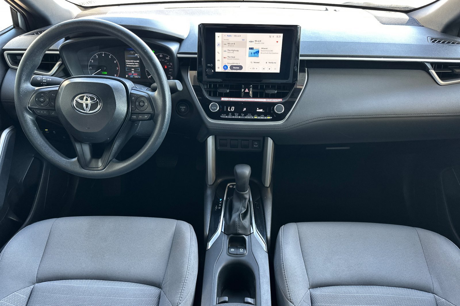 Used 2025 Toyota Corolla Cross AWD Hybrid image 13