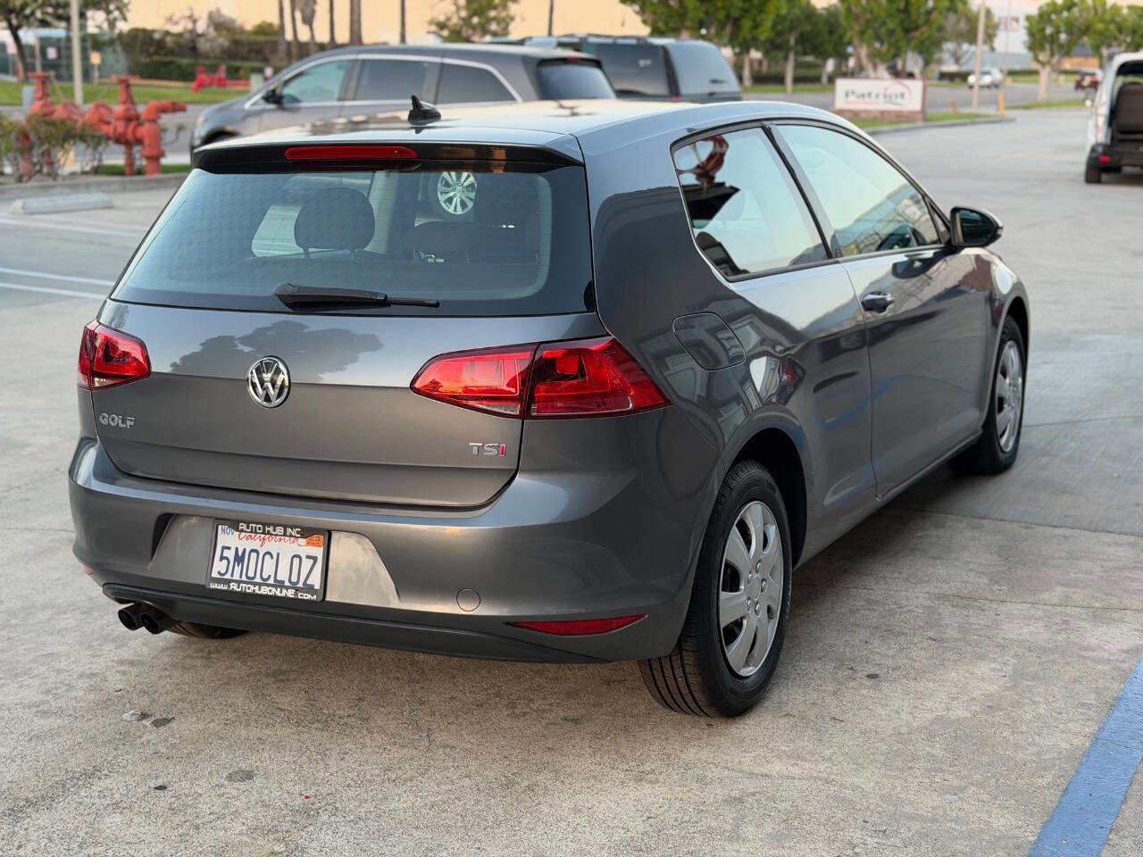 Used 2015 Volkswagen Golf Launch Edition image 10