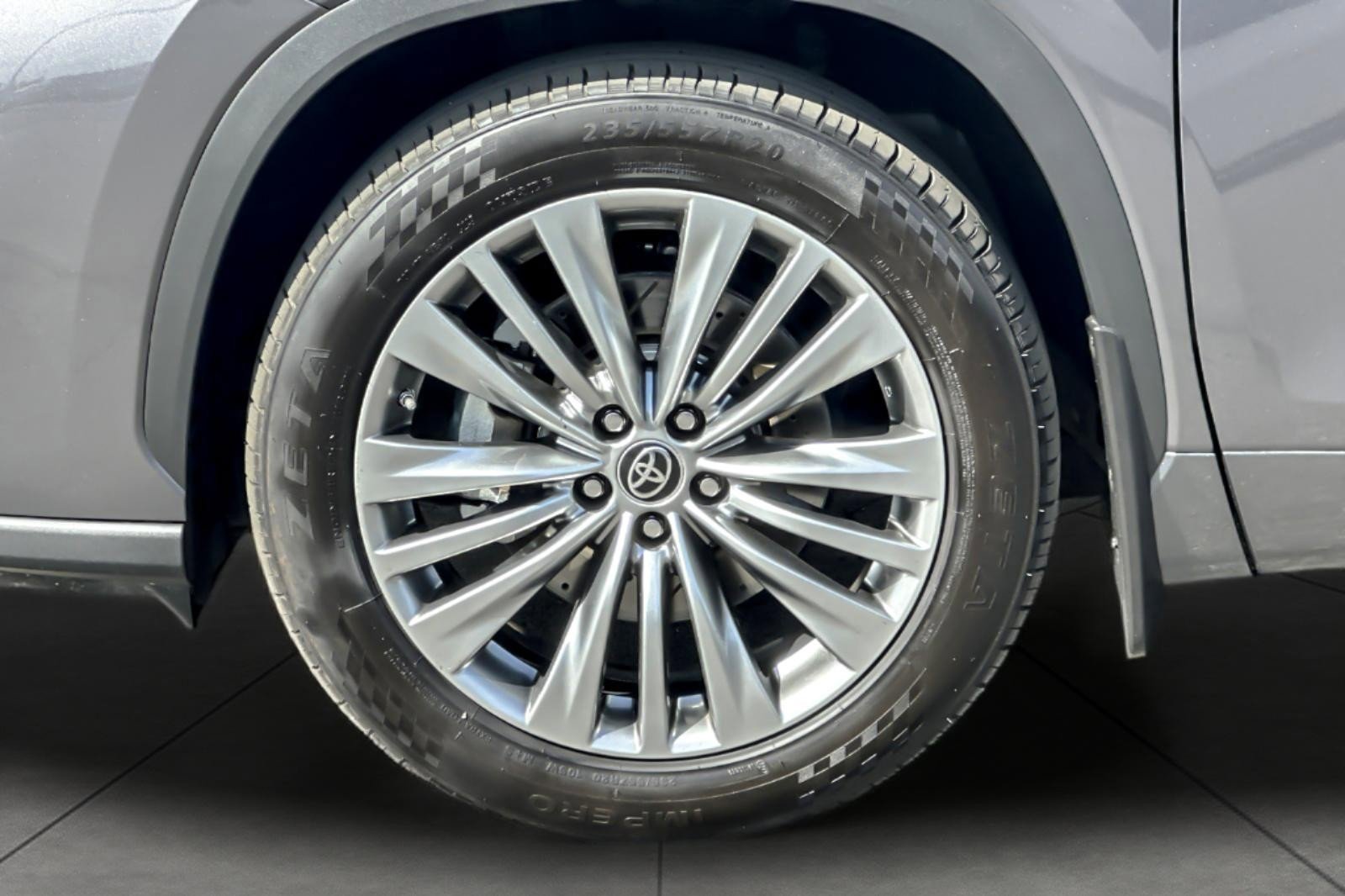 Used 2021 Toyota Highlander Platinum image 27