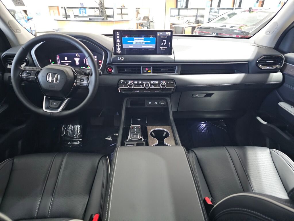 New 2026 Honda Pilot Elite image 16