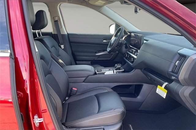 New 2026 Nissan Pathfinder SL image 11