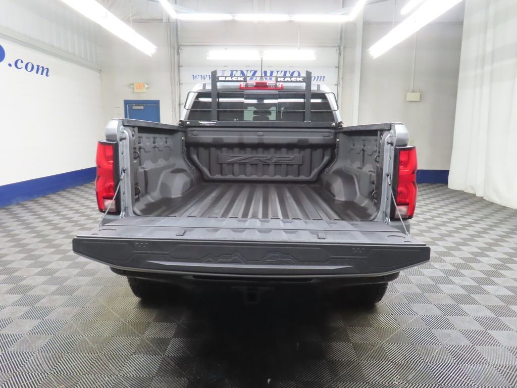 Used 2024 Chevrolet Colorado ZR2 w/ Safety Package image 28