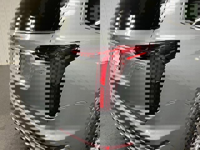 Certified 2024 Cadillac XT6 Premium Luxury w/ Technology Package image 11