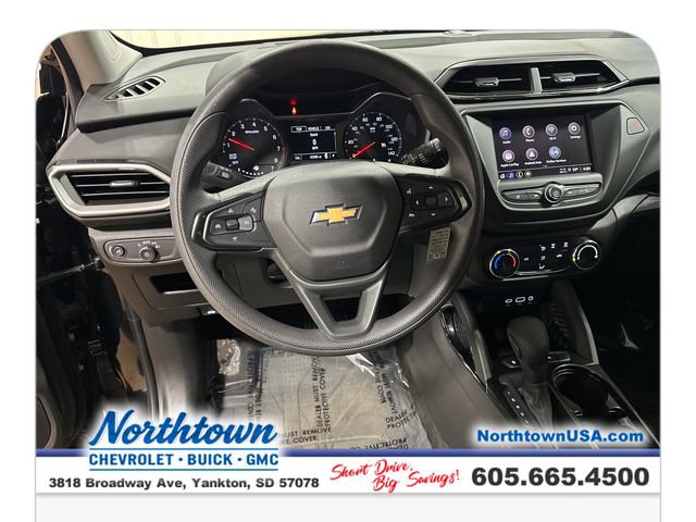 Used 2023 Chevrolet TrailBlazer LS FWD image 13