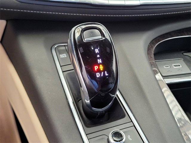 Used 2023 Cadillac Escalade Premium Luxury w/ Performance Package image 23