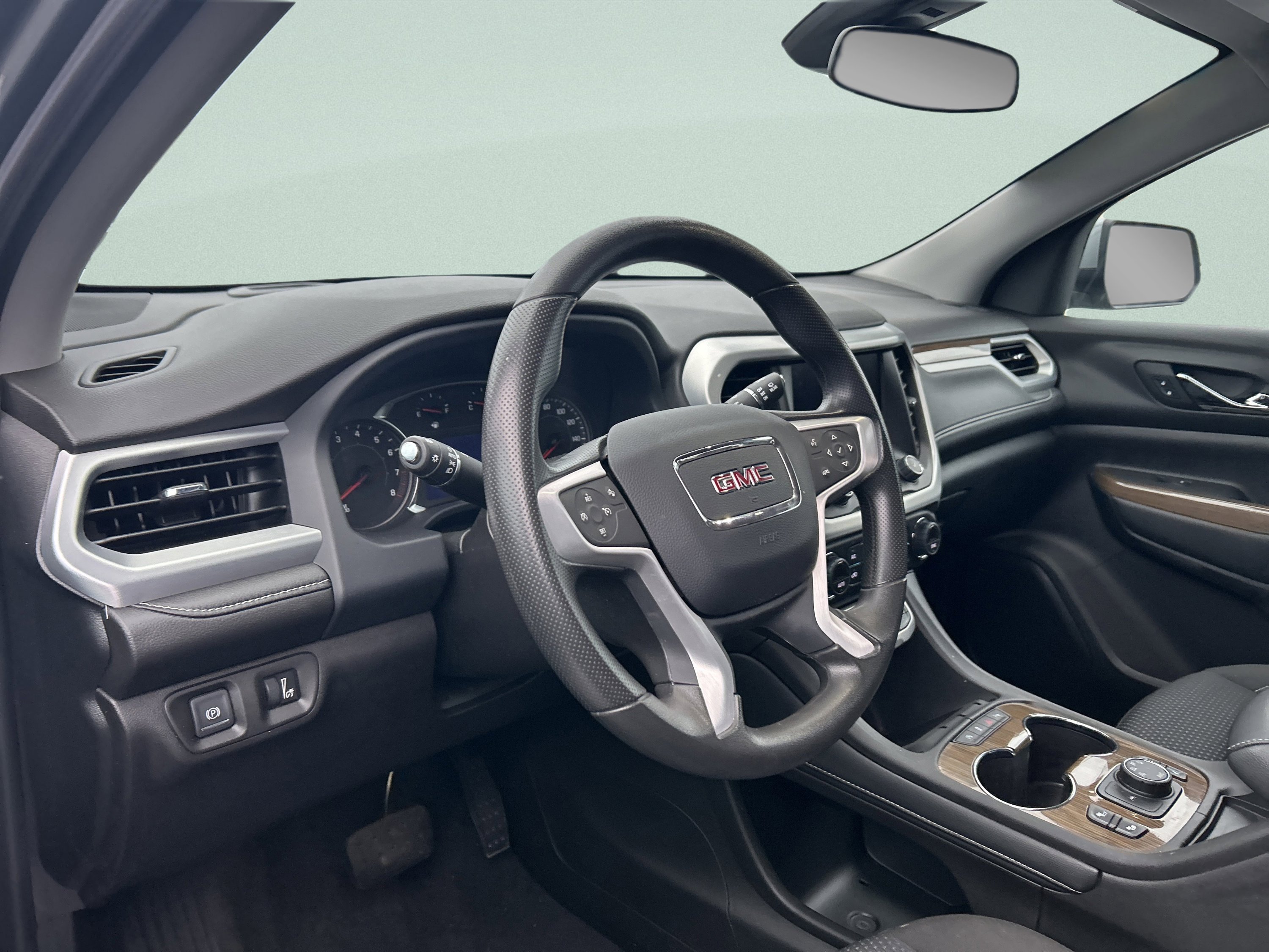 Used 2023 GMC Acadia SLE w/ Driver Convenience Package image 13