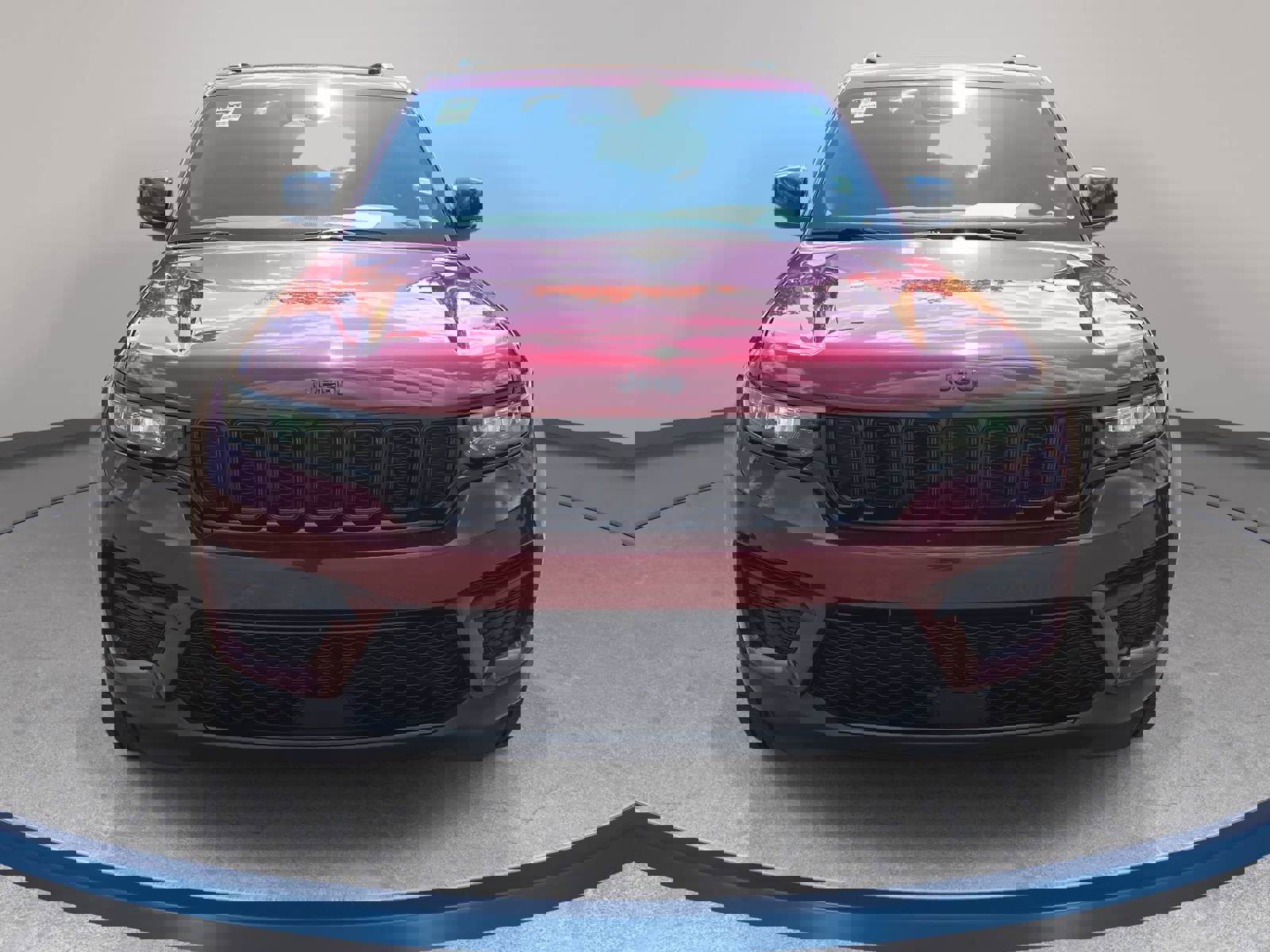 Used 2024 Jeep Grand Cherokee Altitude image 2