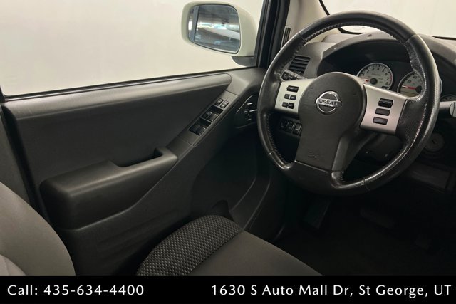 Used 2018 Nissan Frontier PRO-4X AWD/4WD image 11