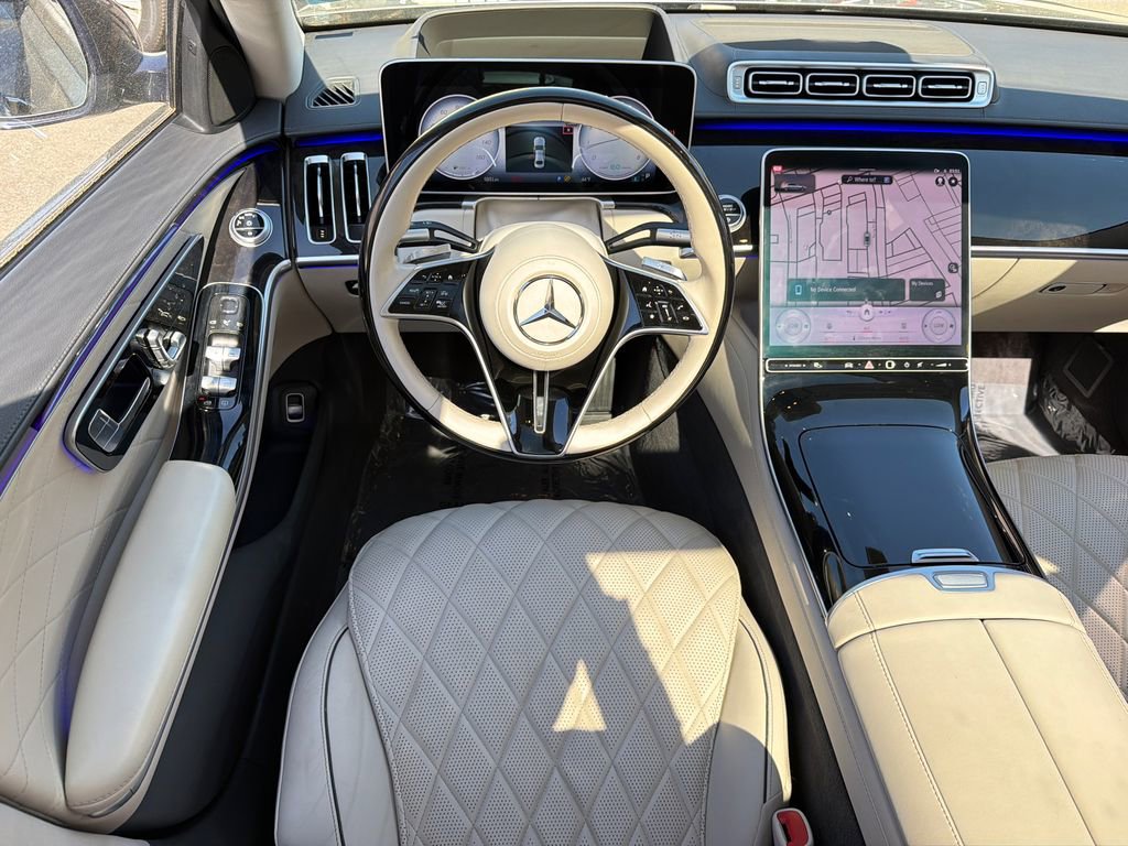 Used 2022 Mercedes-Benz S 580 4MATIC Sedan w/ 3D Technology Package image 21