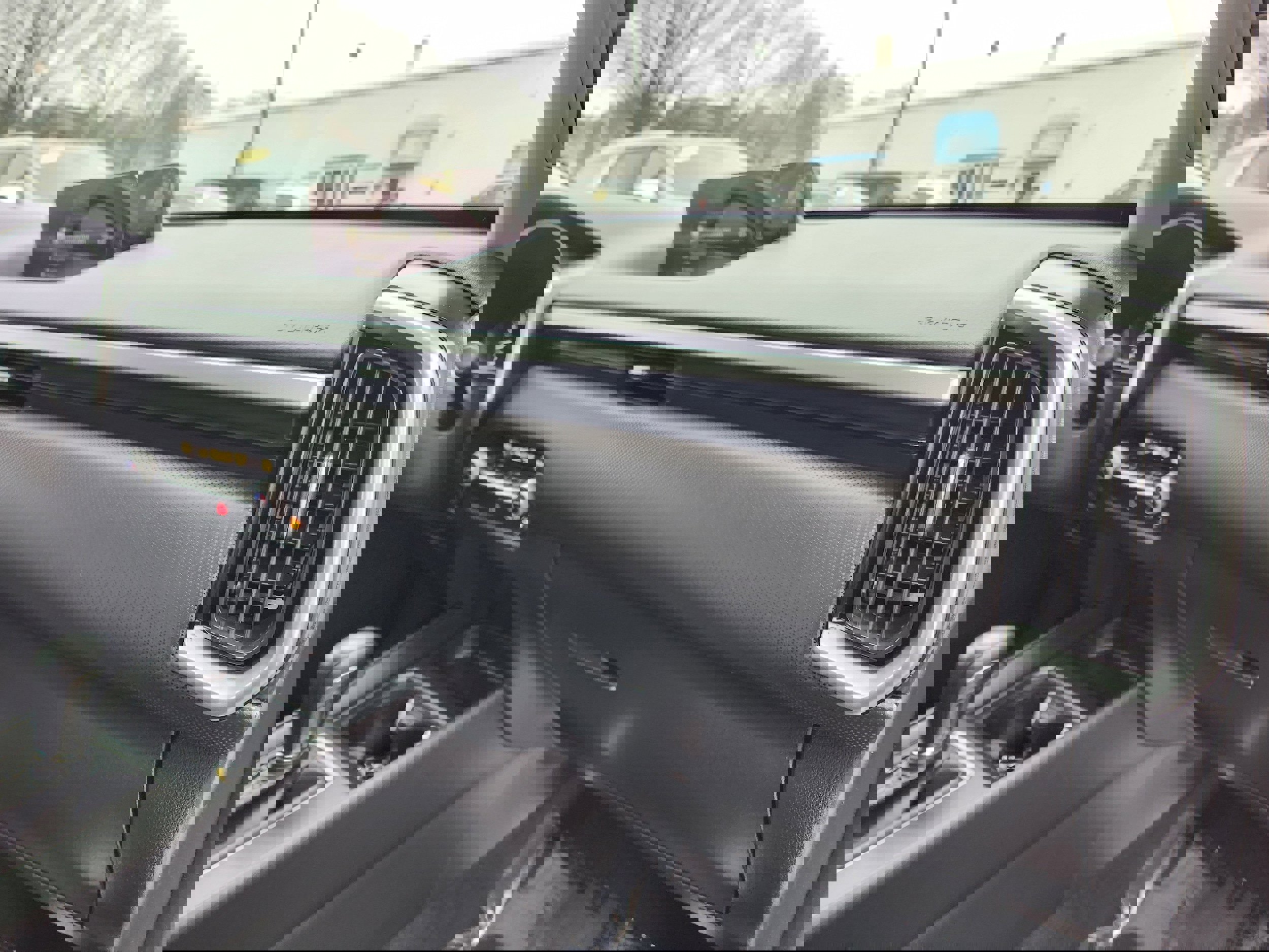 Certified 2025 MAZDA CX-50 AWD 2.5 S w/ Weather Package image 17