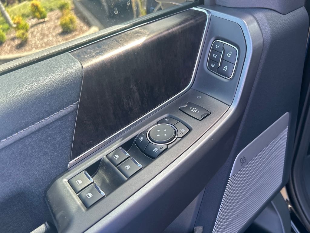 New 2026 Ford F350 Lariat image 15