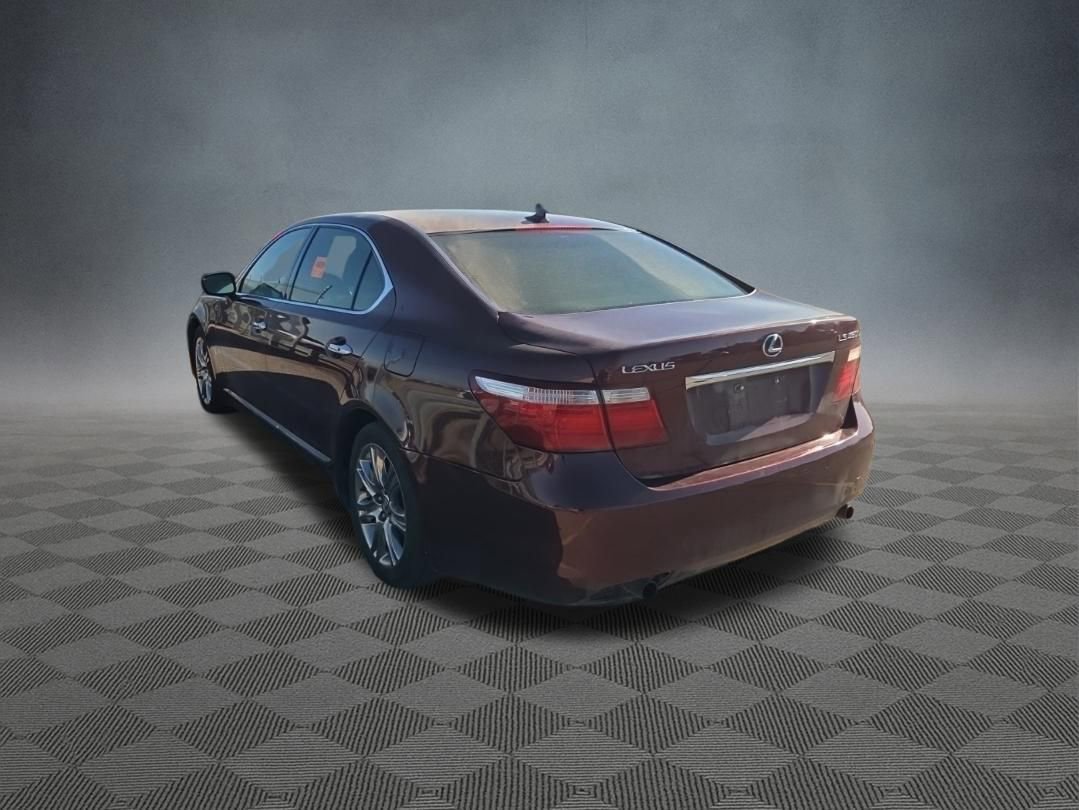Used 2007 Lexus LS 460 L RWD image 3