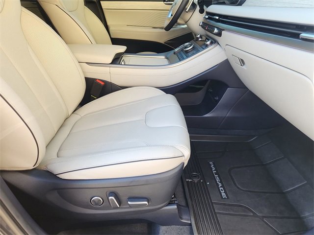 Used 2024 Hyundai Palisade Calligraphy image 29
