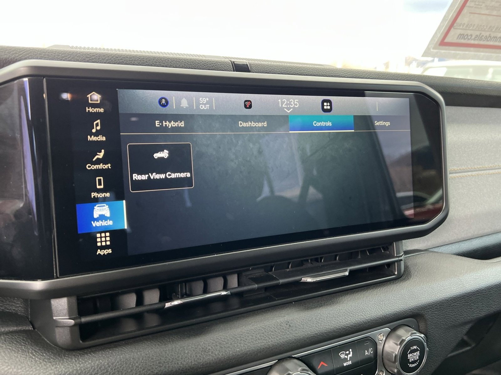 Used 2024 Jeep Wrangler Willys image 25