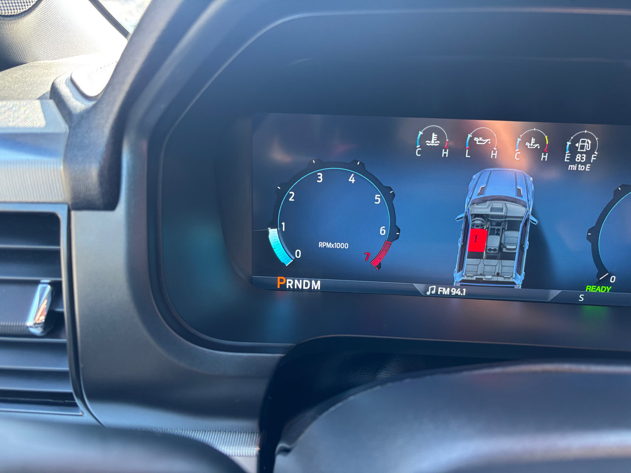 Used 2025 Ford F150 Lariat w/ Equipment Group 502A High image 18