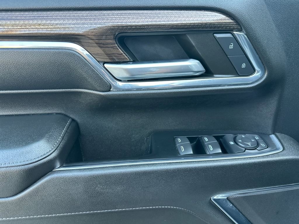 Used 2024 Chevrolet Silverado 3500 LT w/ Convenience Package image 10