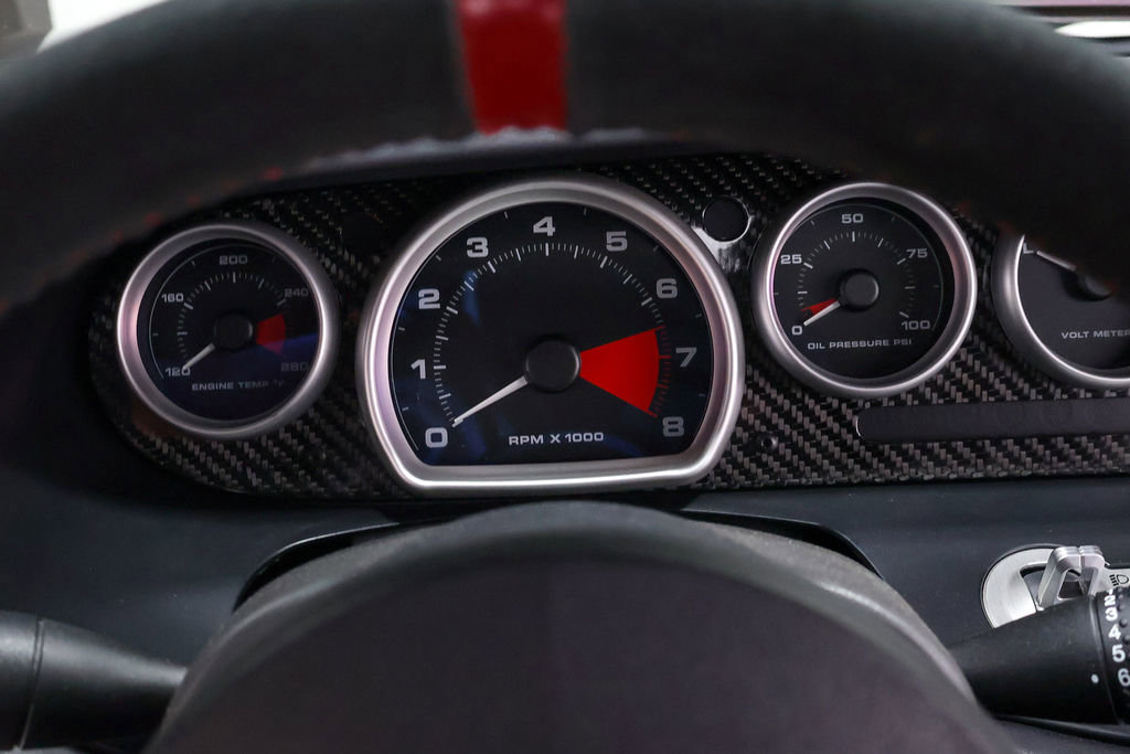 Used 2006 Ford GT RWD image 38