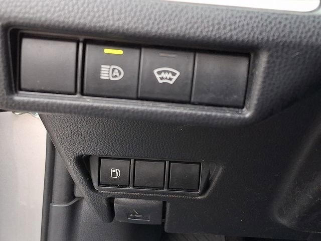 Used 2024 Toyota Prius LE image 27