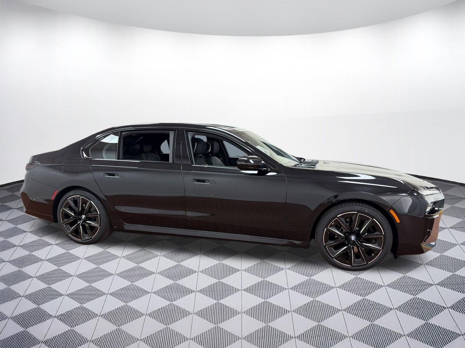 New 2026 BMW 760i xDrive w/ Executive Package AWD/4WD image 8