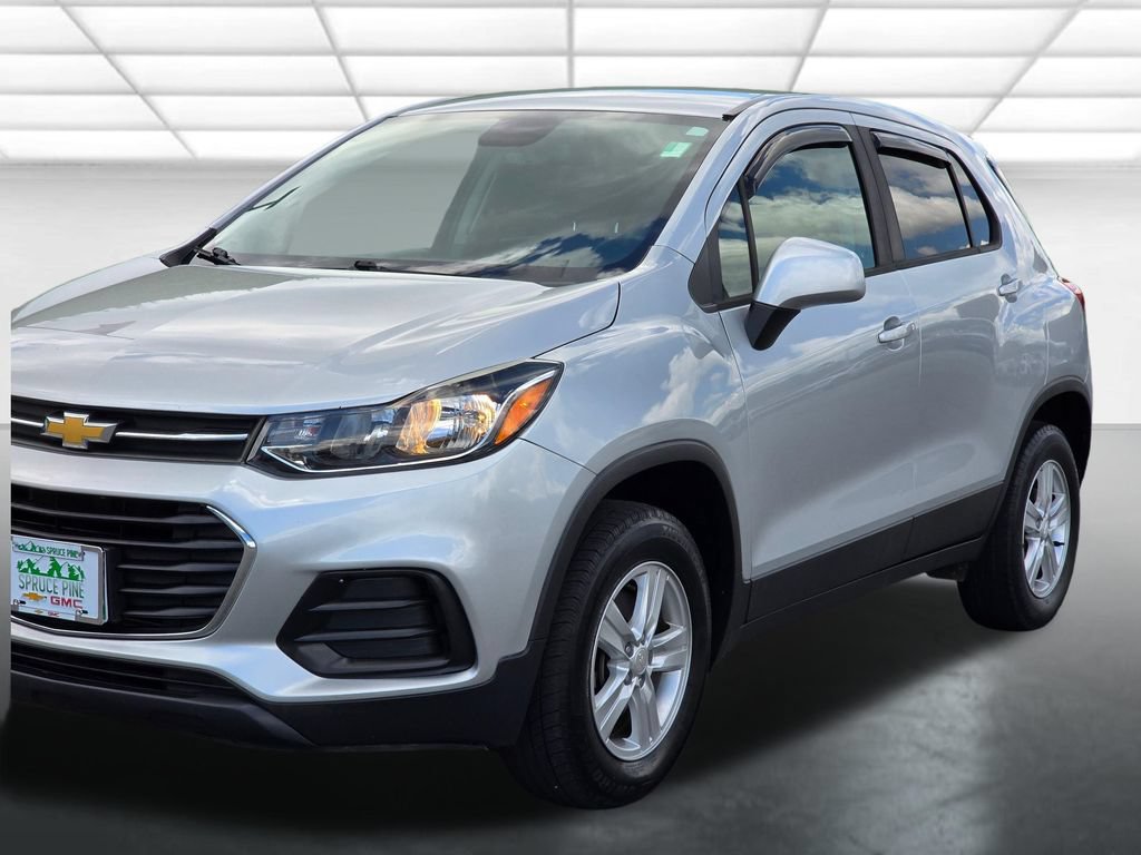Certified 2020 Chevrolet Trax LS w/ Tint and Cruise Package AWD/4WD image 52