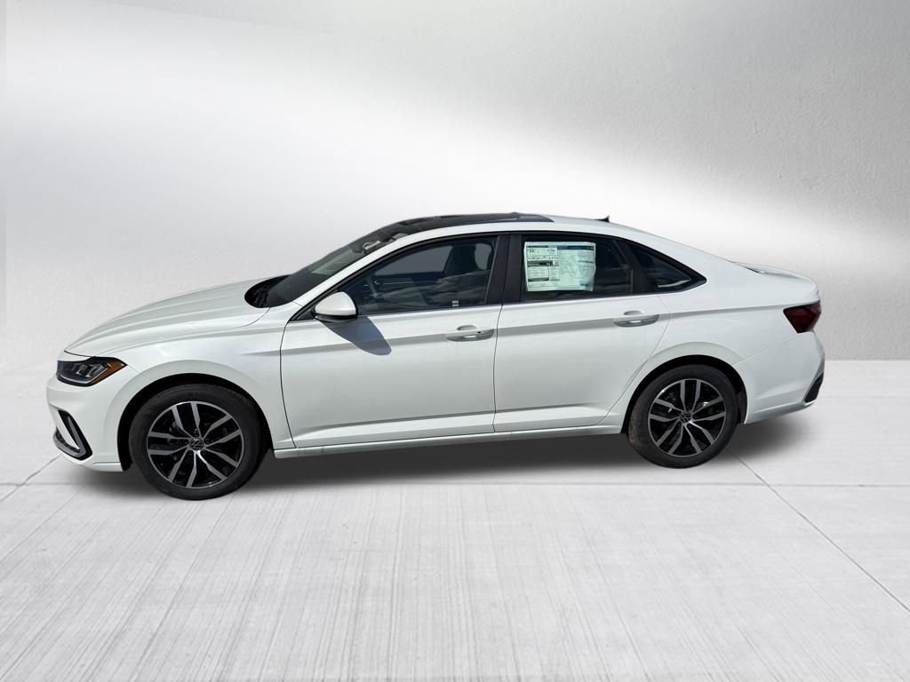 New 2026 Volkswagen Jetta SE FWD image 2
