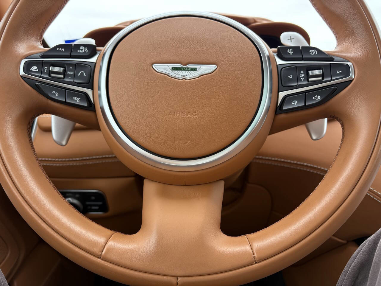 Used 2024 Aston Martin DBX 707 image 20