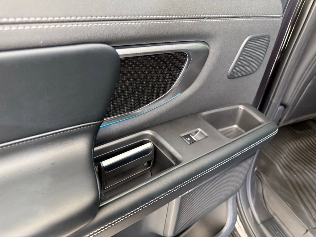 New 2025 Ford Expedition Max Platinum w/ Stealth Performance Package image 21