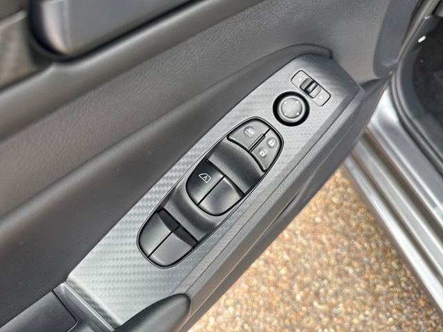 Certified 2025 Nissan Altima 2.5 S FWD image 11