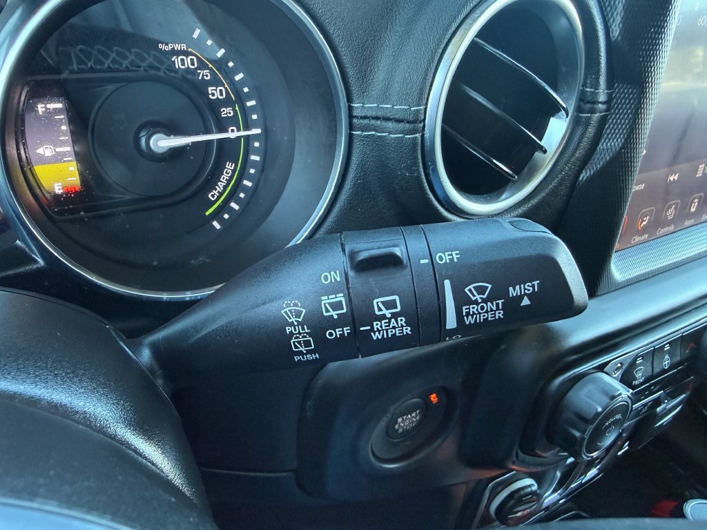 Used 2023 Jeep Wrangler Unlimited Sahara AWD/4WD image 25