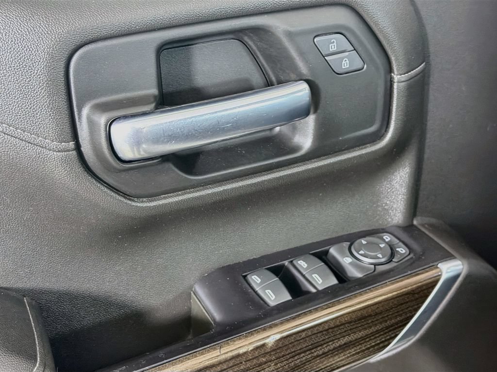 Used 2019 Chevrolet Silverado 1500 RST w/ All-Star Edition AWD/4WD image 18
