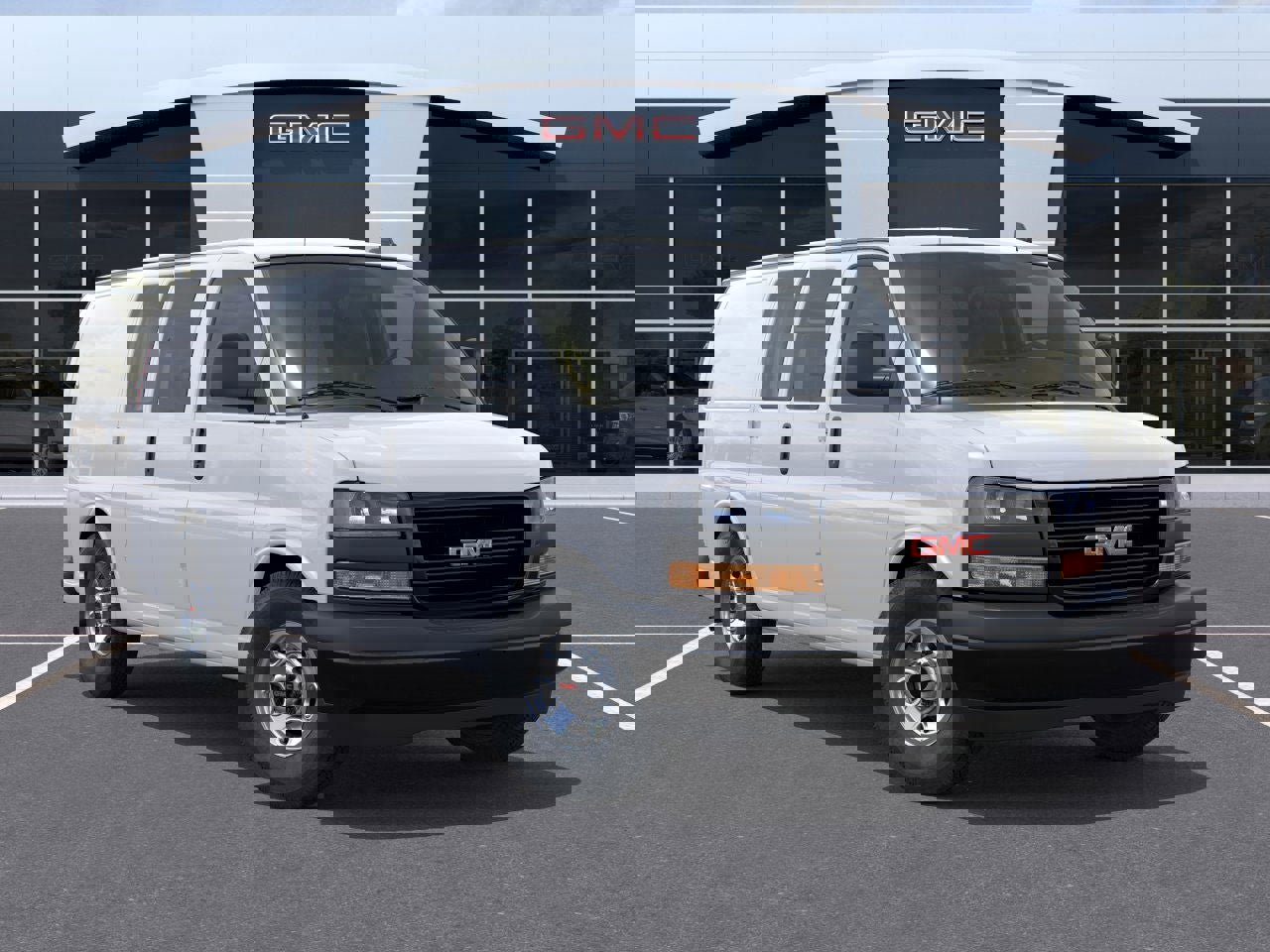 New 2025 GMC Savana 3500 w/ Driver Convenience Package image 31