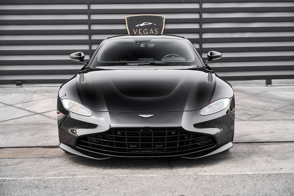 Used 2023 Aston Martin V8 Vantage Coupe RWD image 14