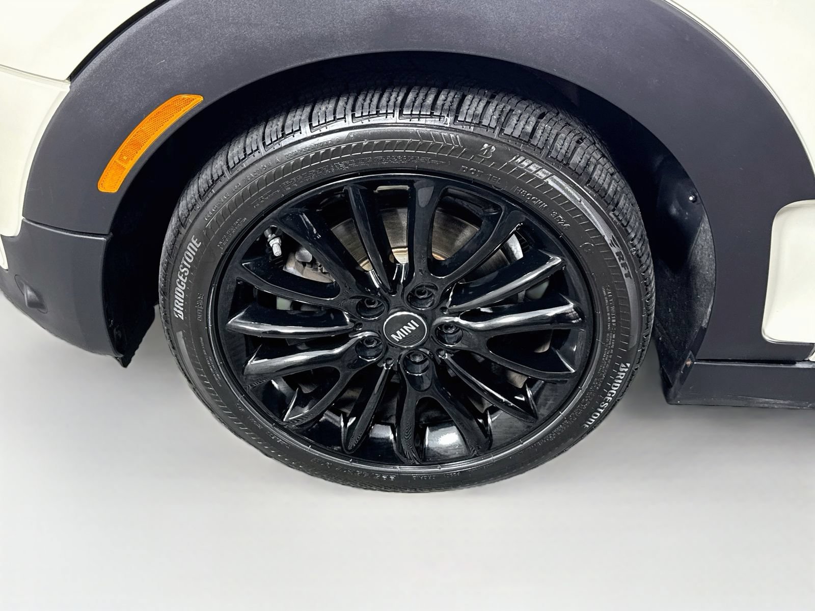 Used 2019 MINI Cooper Clubman ALL4 AWD/4WD image 24