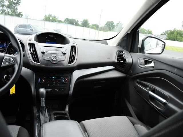 Used 2017 Ford Escape SE AWD/4WD image 21