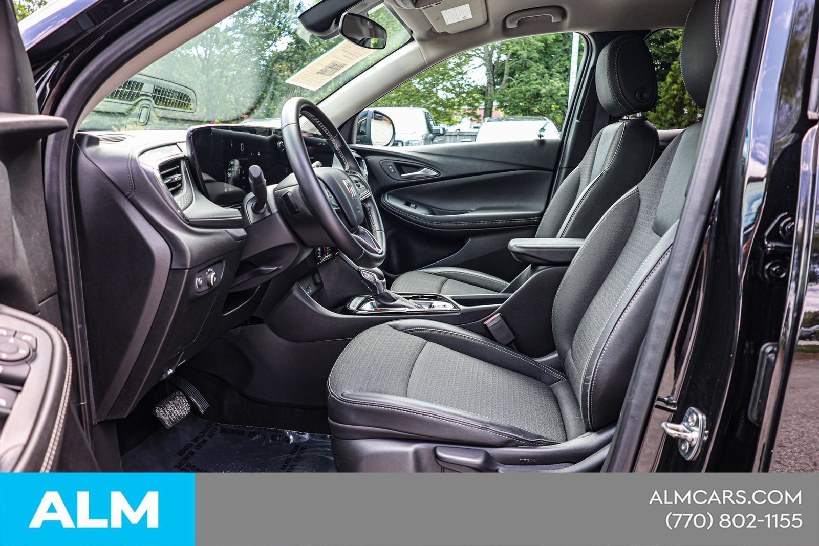 Used 2025 Buick Encore GX Preferred FWD image 18