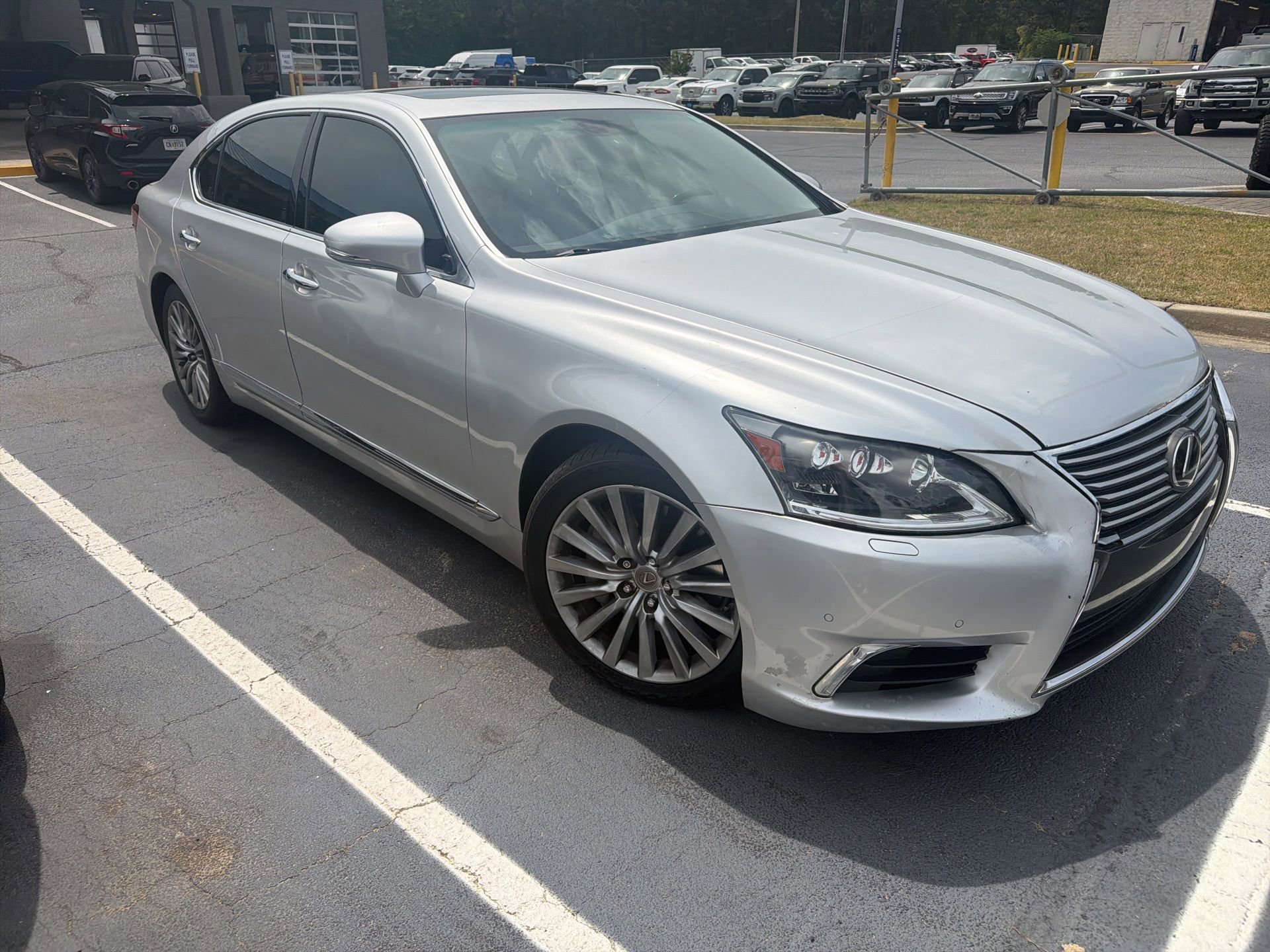 Used 2014 Lexus LS 460 L AWD/4WD image 2