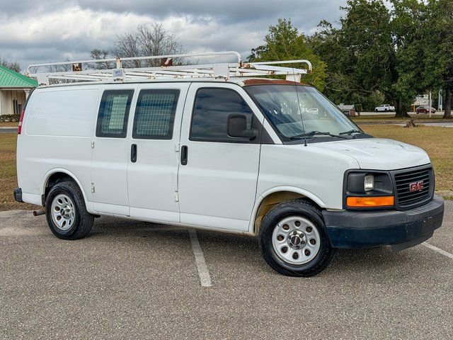 Used 2013 GMC Savana 1500 RWD image 1