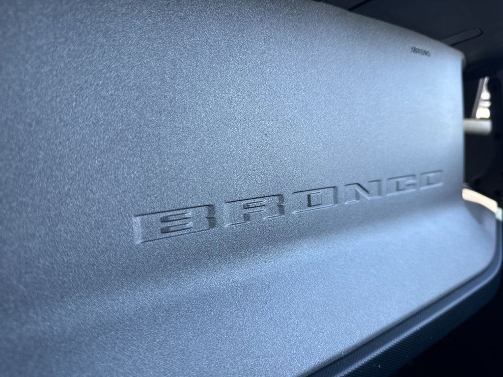 Used 2024 Ford Bronco Outer Banks image 21