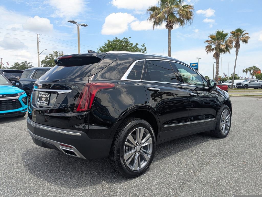 Used 2026 Cadillac XT5 Premium Luxury w/ Driver Assist Package FWD image 3