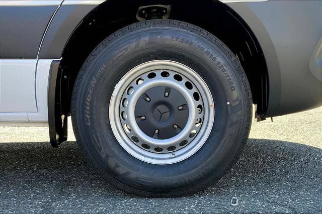 New 2026 Mercedes-Benz Sprinter 2500 image 10